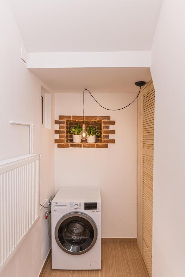 Garden Hideout - Central Apartment Brasov Exterior photo