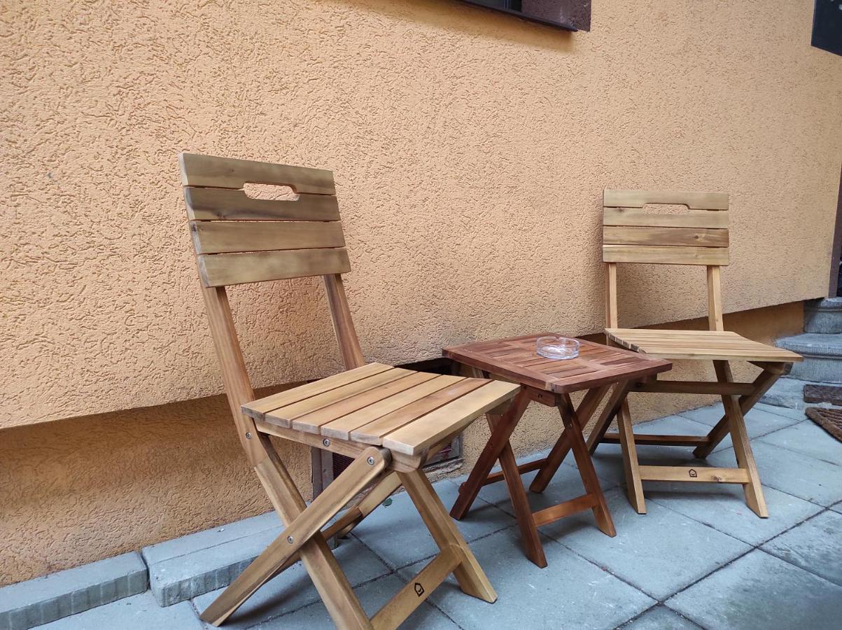 Garden Hideout - Central Apartment Brasov Exterior photo
