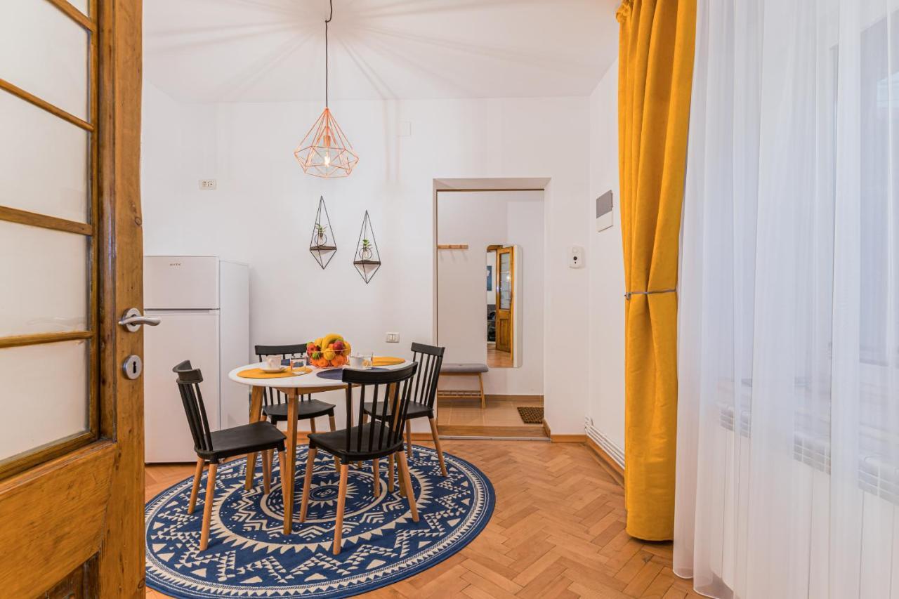 Garden Hideout - Central Apartment Brasov Exterior photo